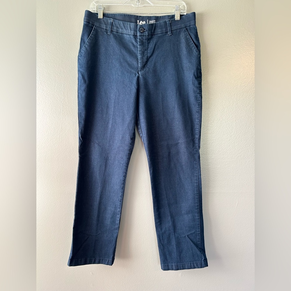 Lee regular fit straight leg mid rise dress jeans‎ size 12